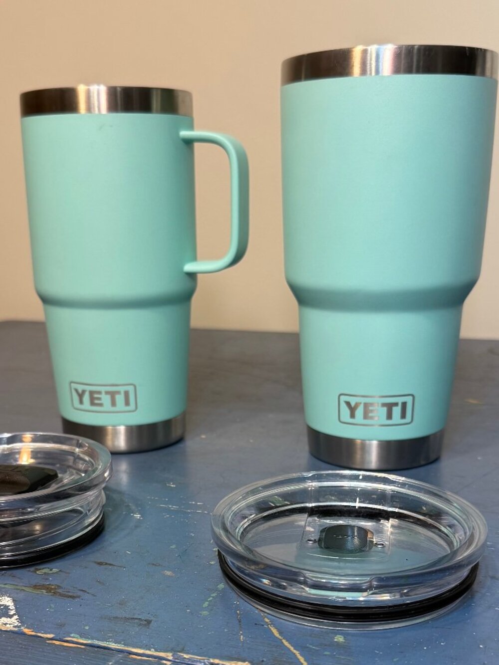 YETI 20 ounce Seafoam Rambler Travel Mug + 30 ounce Tumbler Lot of 2